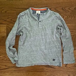 Men’s medium gray Sperry henley shirt